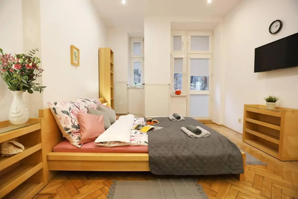 Batorego Cosy Apartment 2 Krakow